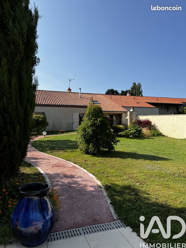 Maison 5 pièces 152 m² · à Sèvremoine · 152 m² · 320 000 €