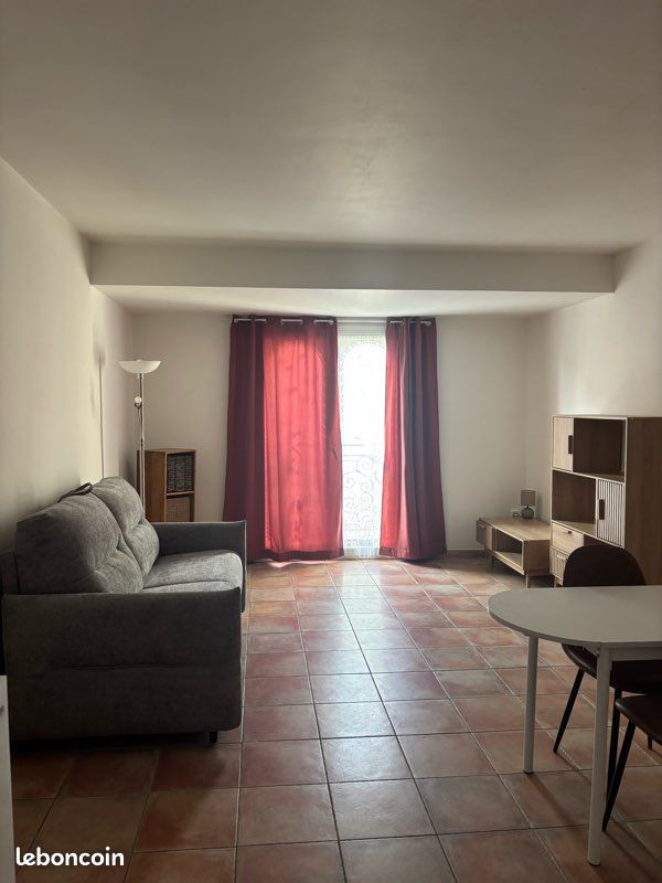 Appartement 1 pièce 26 m² · à Six-Fours-les-Plages · 26 m² · 570 €/mois
