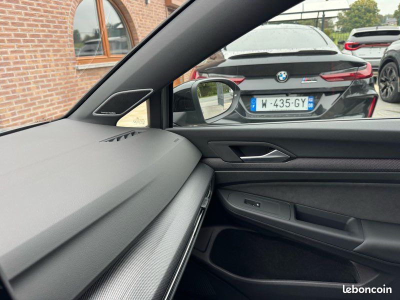 Volkswagen golf 8 gti clubsport face lift 4950 kms pack gti performance akrapovic dcc 270 km h area view harman kardon tete haute malus a prevoir (image 12)