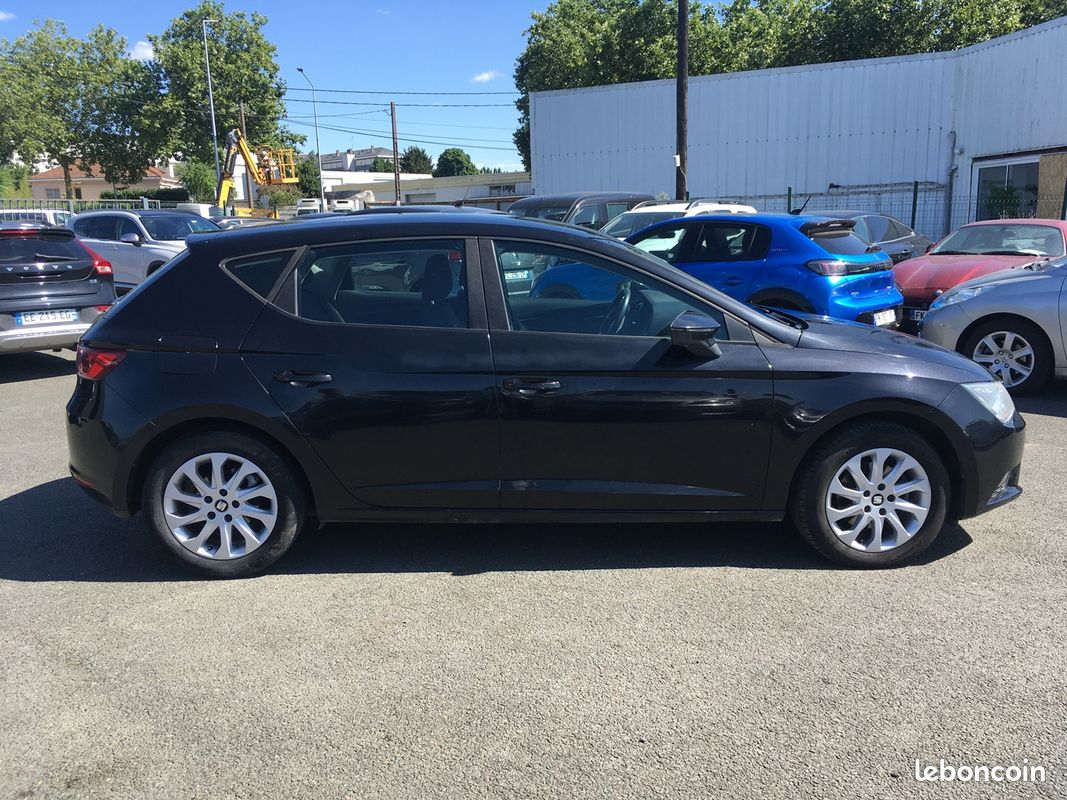 Seat LEON 1.6 TDI 105CH STYLE BUSINESS / 117699 (image 4)