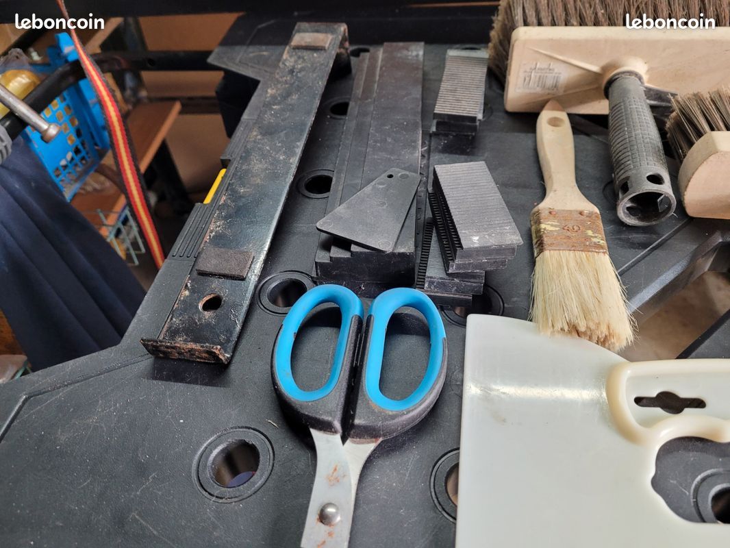 Lot d'accessoires tapisserie + parquet flottant (image 5)