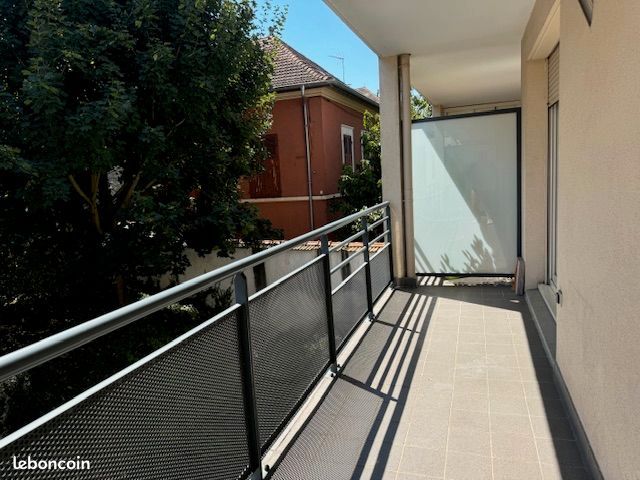 Appartement 1 pièce 31 m² · à Tassin-la-Demi-Lune · 31 m² · 810 €