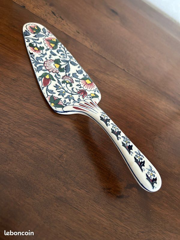 Pelle à gâteaux faïence de Gien (image 1)