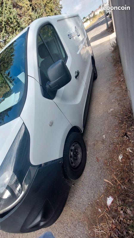 Opel vivaro 2017 tva récupérable (image 4)
