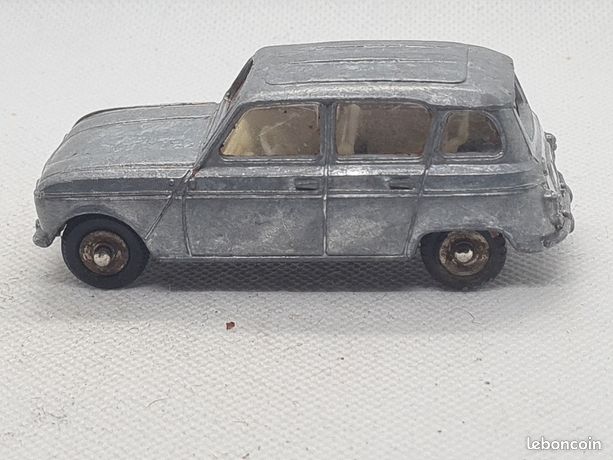Dinky Toys Renault 4L Bleu Clair – 1ère Version Lettre A – Réf 518 – 1/43