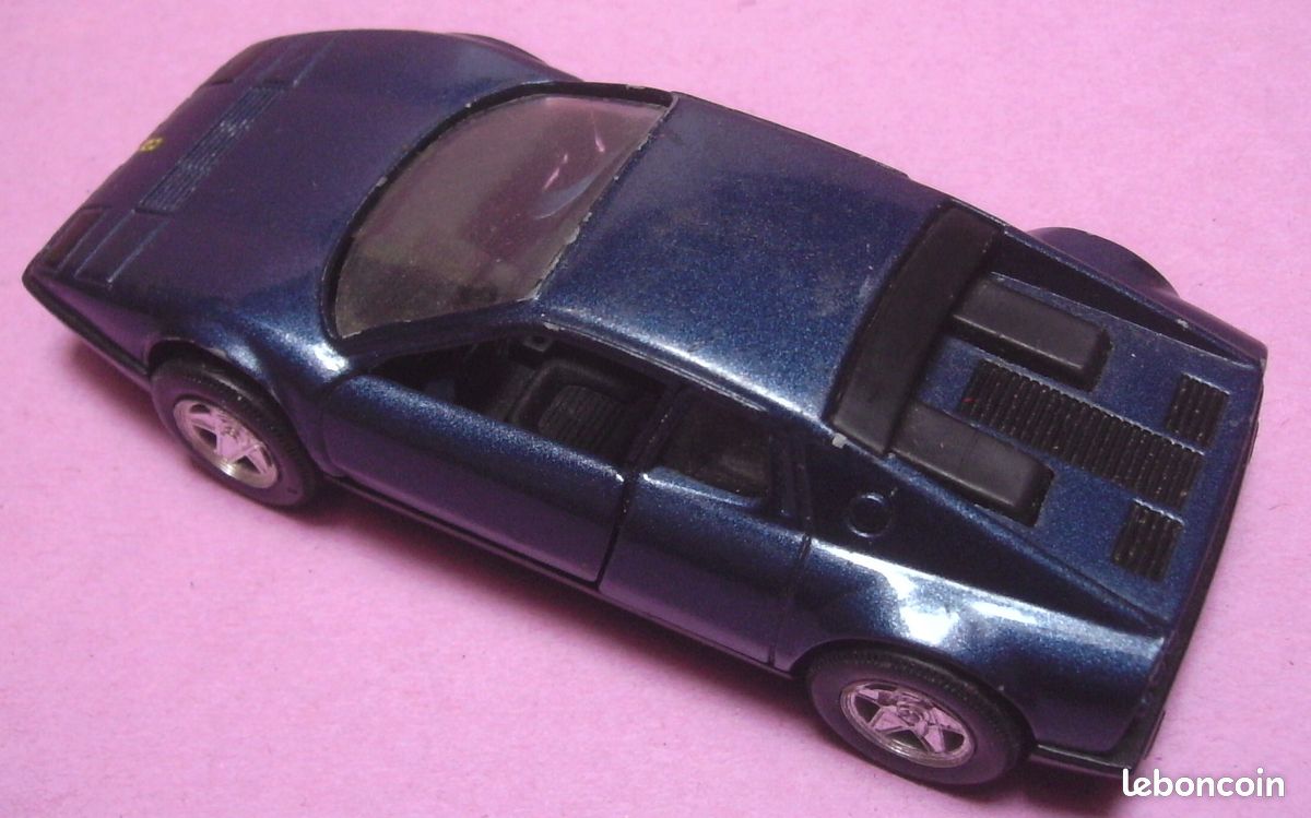Hachette 1/24 - Les Grandes Ferrari N°40 - 365 GT4 BB 1973 + Fascicule