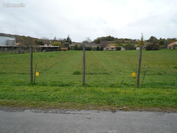 Terrain 1 347 m² Saint Laurent De Cognac