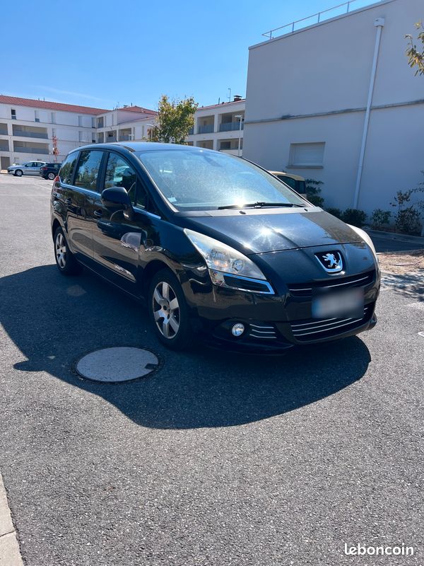 Peugeot 5008 1.6 HDi 112 Active 7 places – 2012 – 198 000 km (image 1)