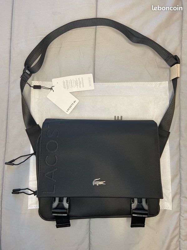 Sacoche à bandoulière Lacoste homme neuf en cuir Accessoires