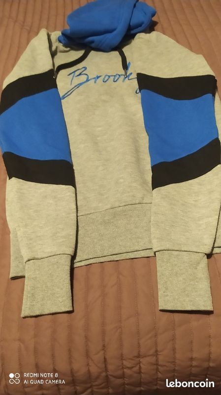 Sweat à capuche (image 2)