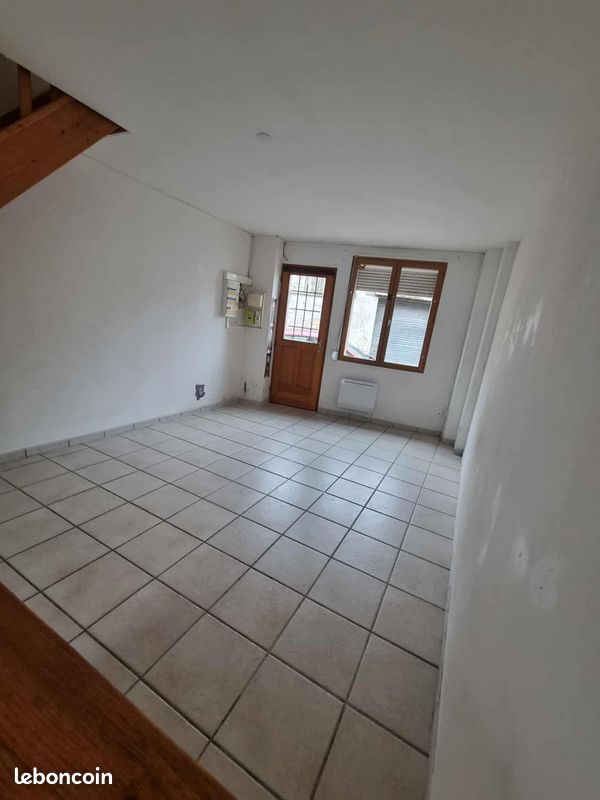 Immeuble 150 m² · à Athies-sous-Laon · 150 m² · 145 600 €