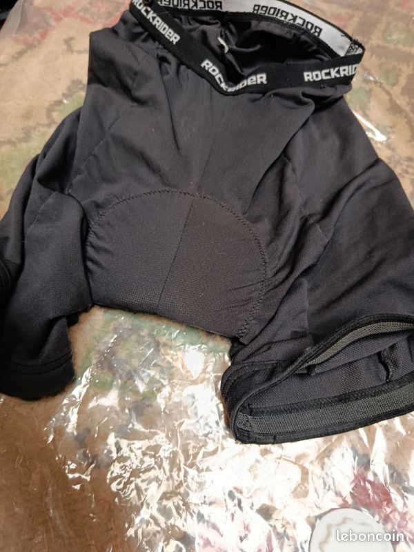 Lot de Tenues et matériel de protection cyclisme en taille S (image 8)