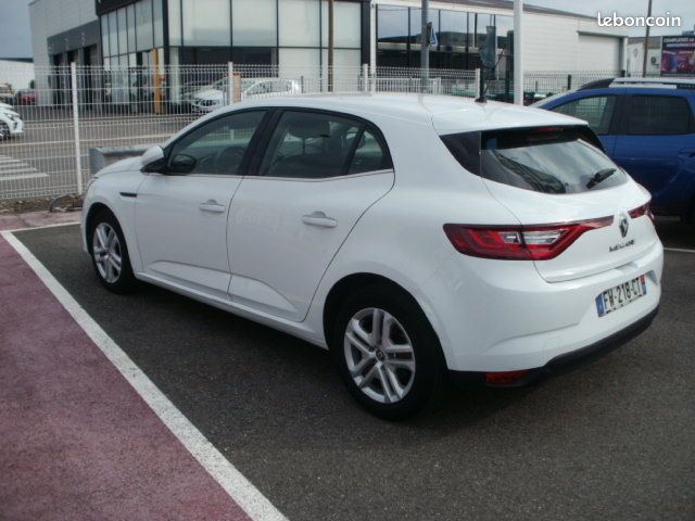 Megane 4 business 1.5 bluedci 115 cv bvm6 (image 2)