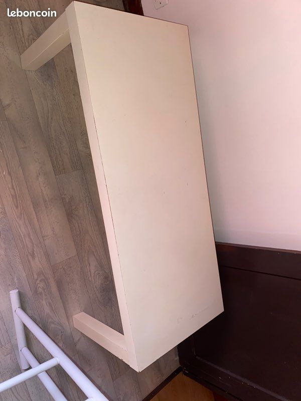 Table IKEA blanche (image 1)