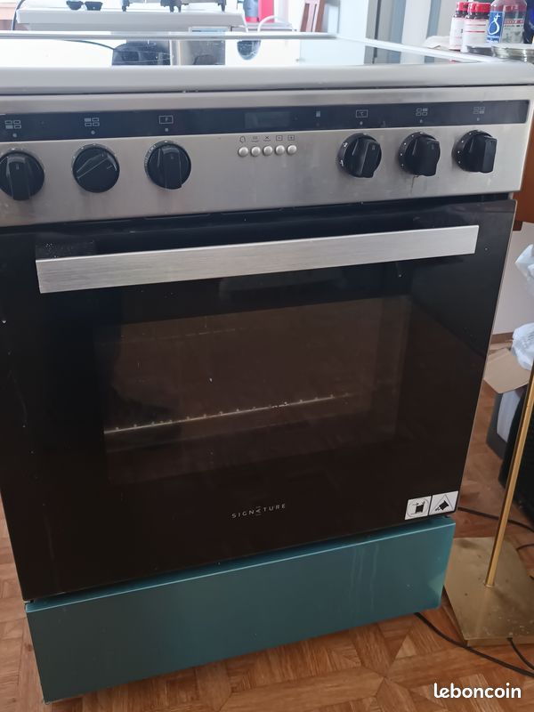 Four à Convection électrique Signature FO-48-CT - Noir, Pose Libre, Neuf Sous Emballage