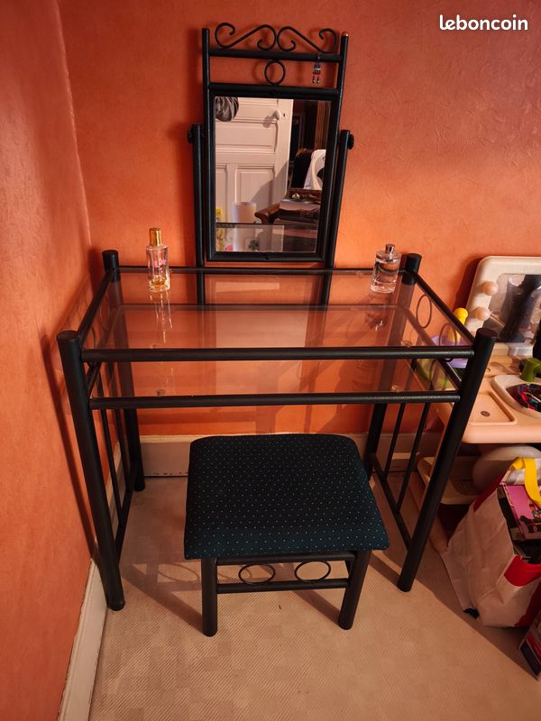 Coiffeuse (image 1)