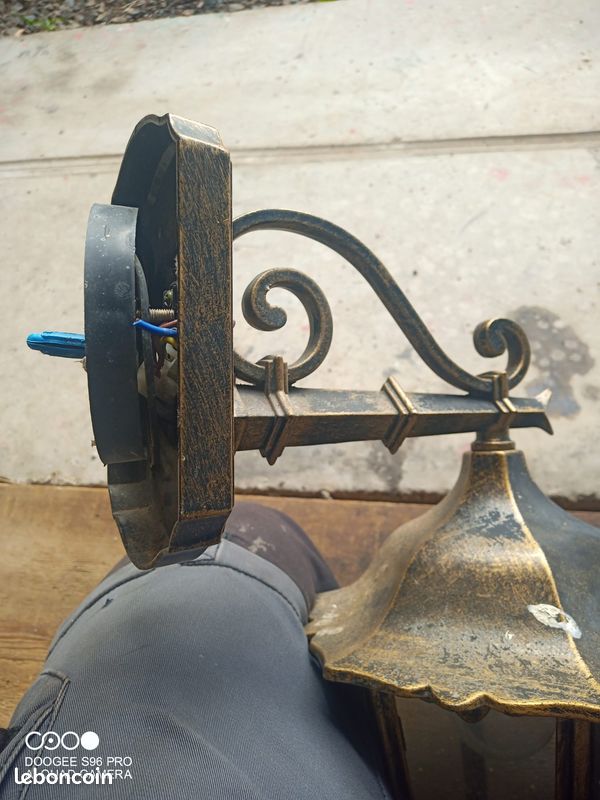 Lampadaire exterieur (image 1)