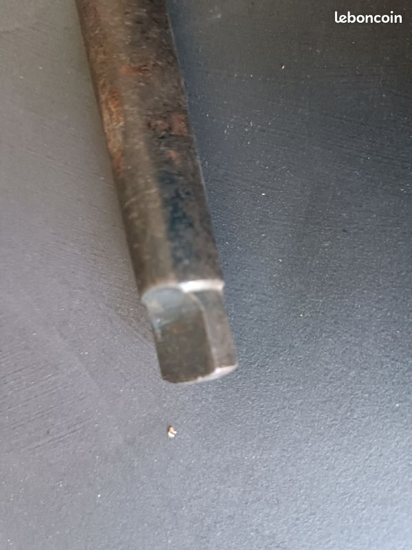 Forêt HSS de 21mm à cône morse n°2 BE pour acier (image 2)