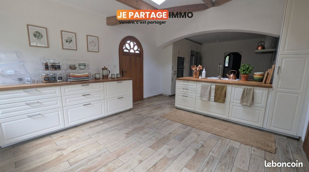 Maison 10 pièces 240m2 avec jardin 2500m2 piscinable (image 6)