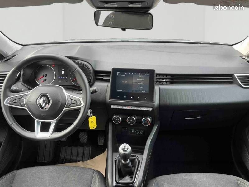 Renault Clio TCe 90 Equilibre (image 15)