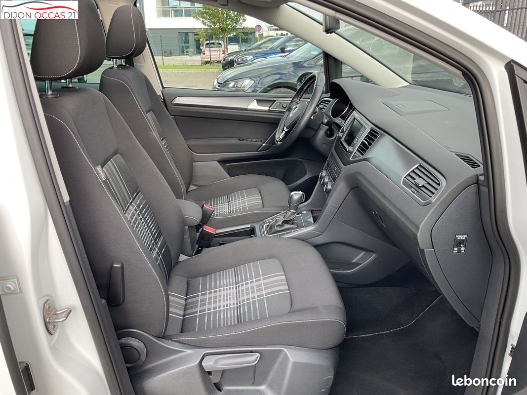 VOLKSWAGEN GOLF SPORTSVAN 1.4 TSI 125 BlueMotion Technology Série Spéciale Lounge DSG7 (image 14)