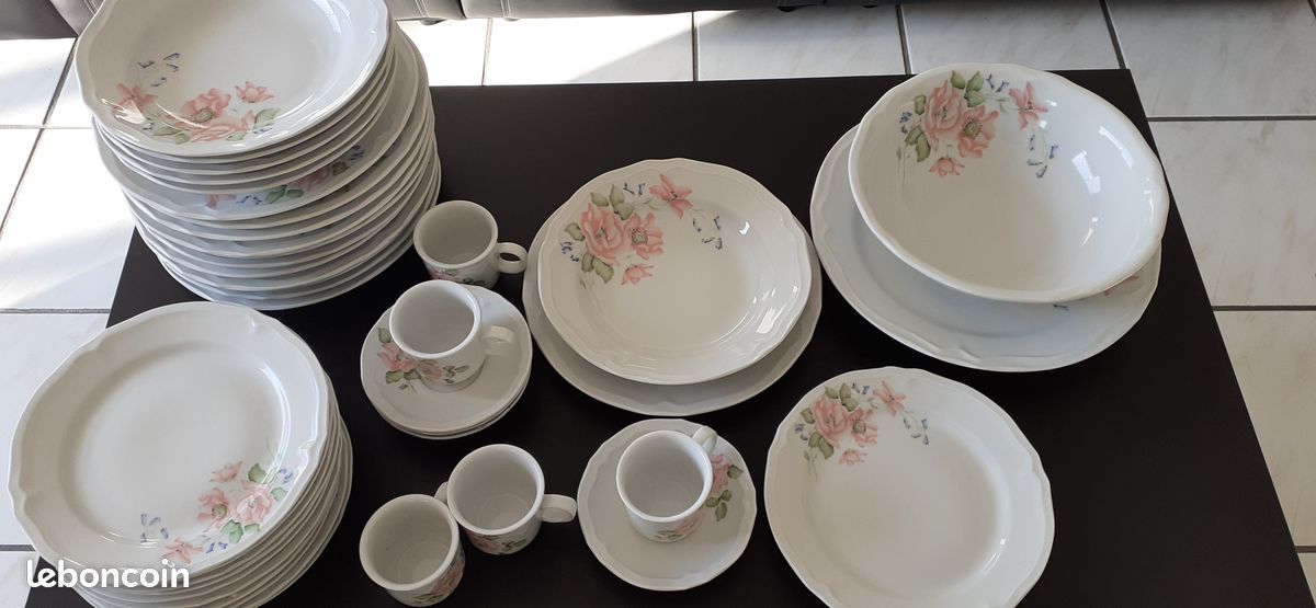 SERVICE VAISSELLE Faience de LIMOGES 40 piéces (image 5)