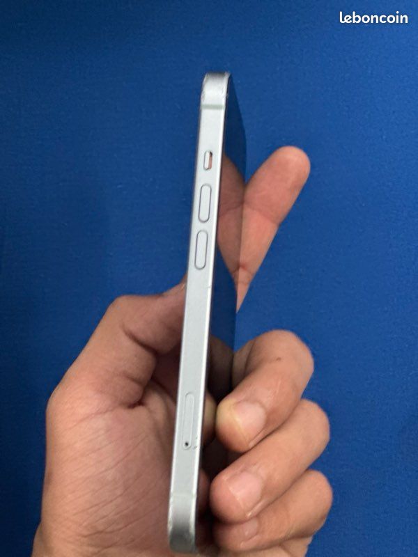 Bonjour je vends mon téléphone 15 (image 4)