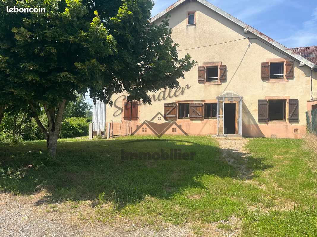 Maison 7 pièces 116 m² · à Évette-Salbert · 116 m² · 120 000 €