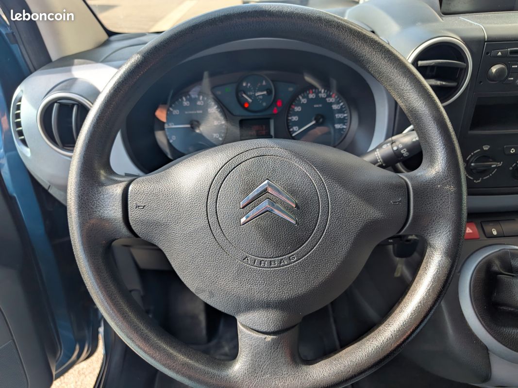 CITROEN BERLINGO MULTISPACE 1.6L 90CH / TRANSPORT PMR / TPMR / 4 PLACES + 1 FAUTEUIl (image 17)