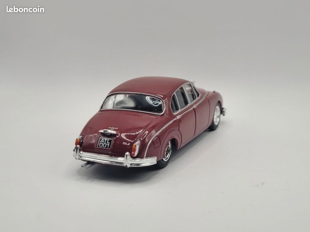 Presse (Ixo) - Jaguar MK2 - 1/43 (image 4)