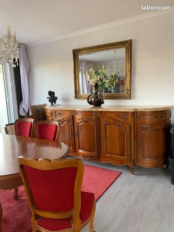 Vends salle à manger et banquettes (image 7)