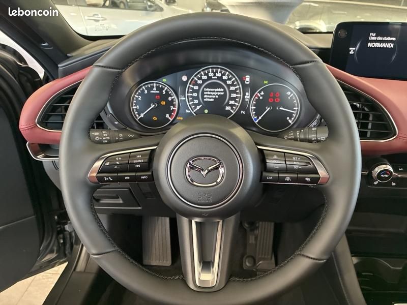 Mazda Mazda 3 2.0 e-SKYACTIV-X M-Hybrid 186ch Takumi RED TO 2025 Euro6e (image 10)