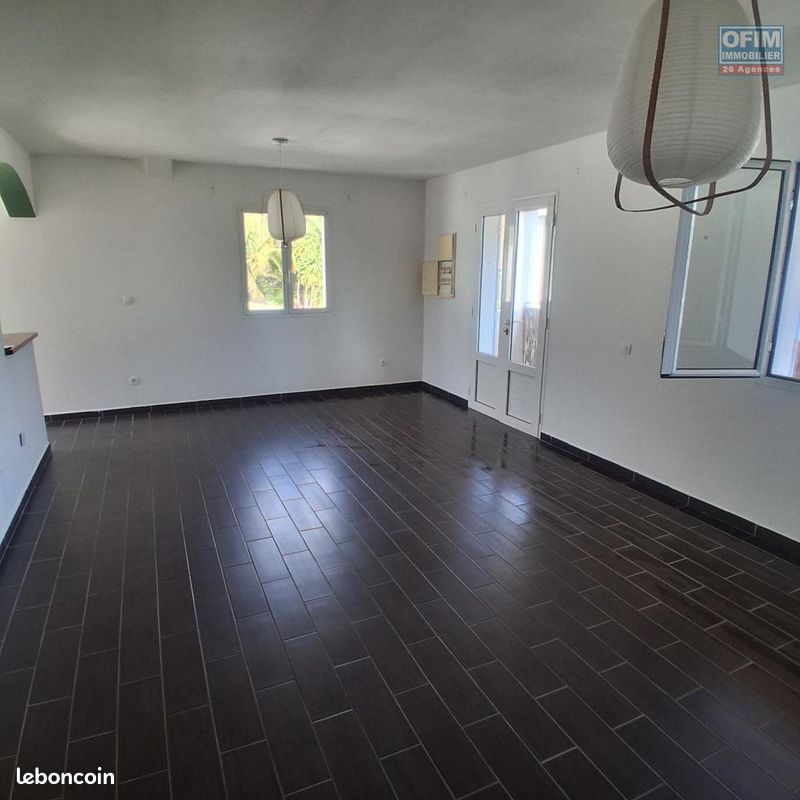 Appartement 3 pièces 76 m² · à Saint-Paul · 76 m² · 919 €/mois