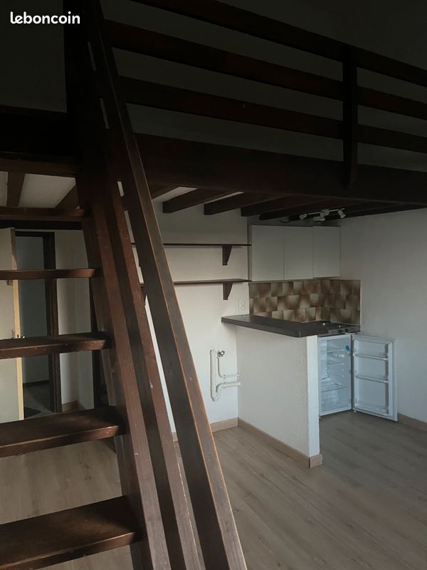 Appartement 1 pièce 23 m² · à Blois · 23 m² · 390 €/mois