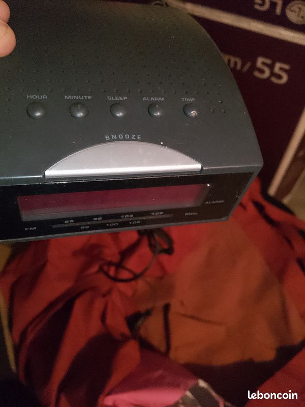 Radio réveil portable pile et électrique neuf Photo, audio vidéo
