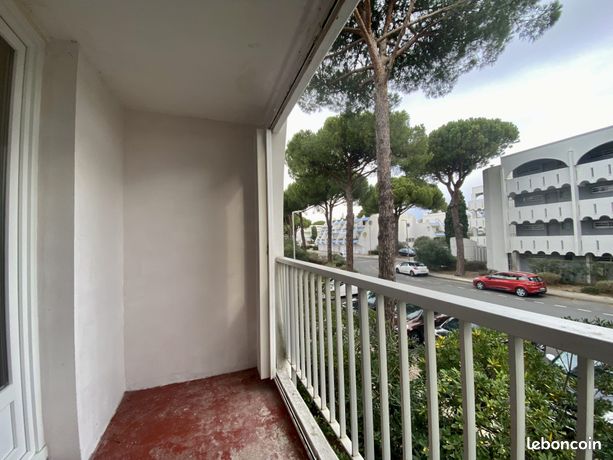 Studio 1 pièce 21 m²