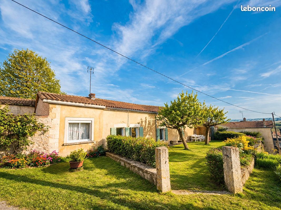 Maison 4 pièces 109 m² · à Montmoreau · 109 m² · 122 000 €