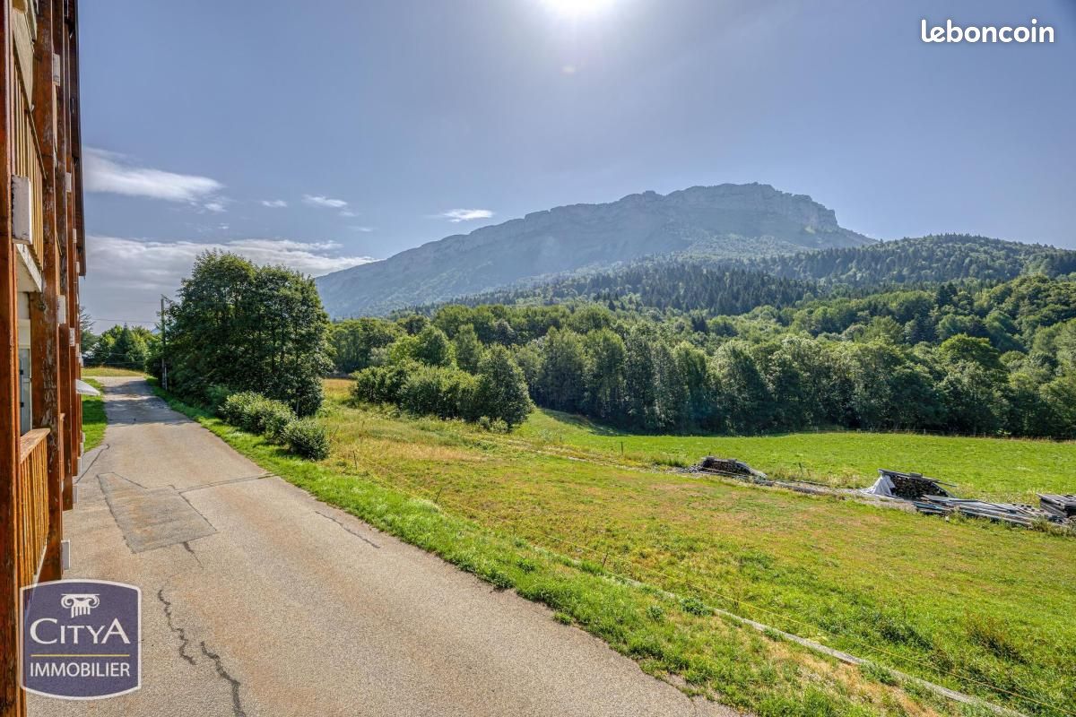 Appartement 2 pièces 44 m² · à Les Déserts · 44 m² · 130 000 €