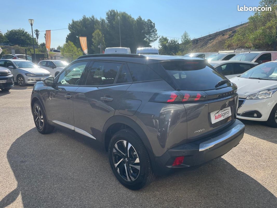 PEUGEOT 2008 1.5 l BLUE HDI 130 CH EAT 8 ALLURE / PREMIERE MAIN / 2022 / CARPLAY / CAMERA / RADARS / CLIM AUTO / CARPLAY / PALETTES AU VOLANT (image 3)