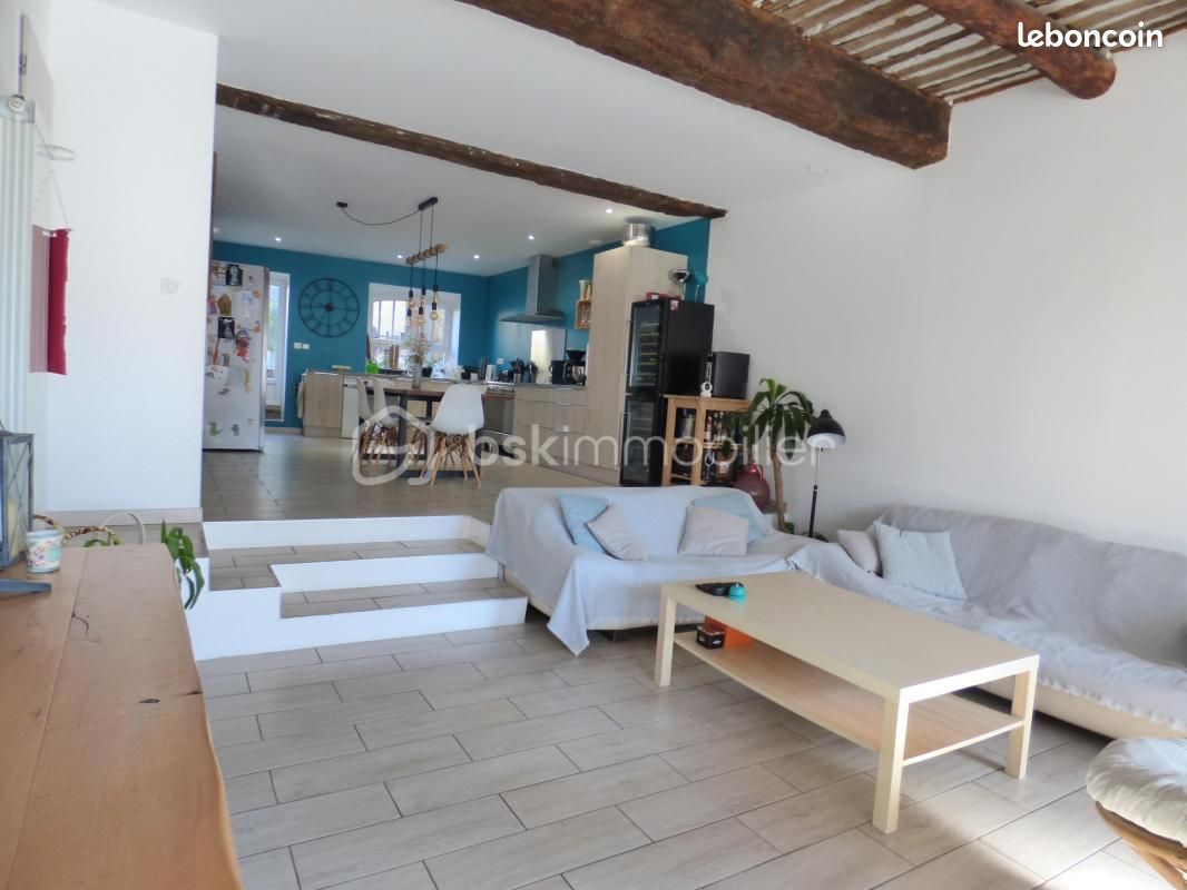 Maison 4 pièces 141 m² · à Grans · 141 m² · 425 000 €