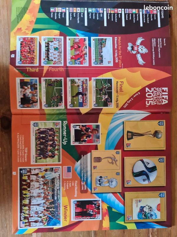 Album panini FIFA 365 2016 complet en très bon état (image 3)