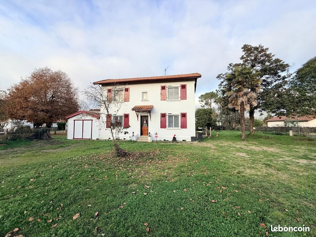Maison 5 pièces 106 m² · à Aire-sur-l'Adour · 106 m² · 195 000 €