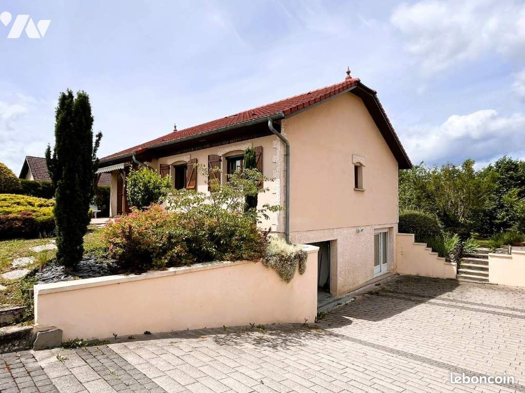 Maison 7 pièces 146 m² · à Épinal · 146 m² · 245 000 €