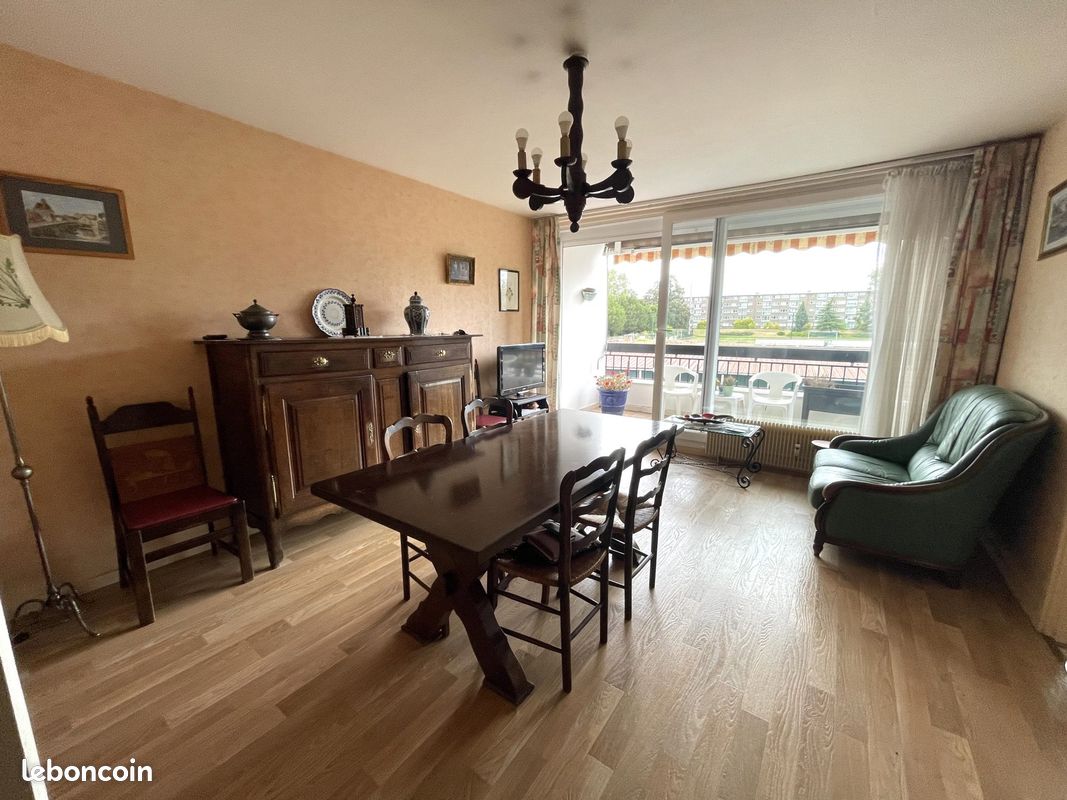 Appartement 3 pièces 73 m² · à Roubaix · 73 m² · 133 000 €