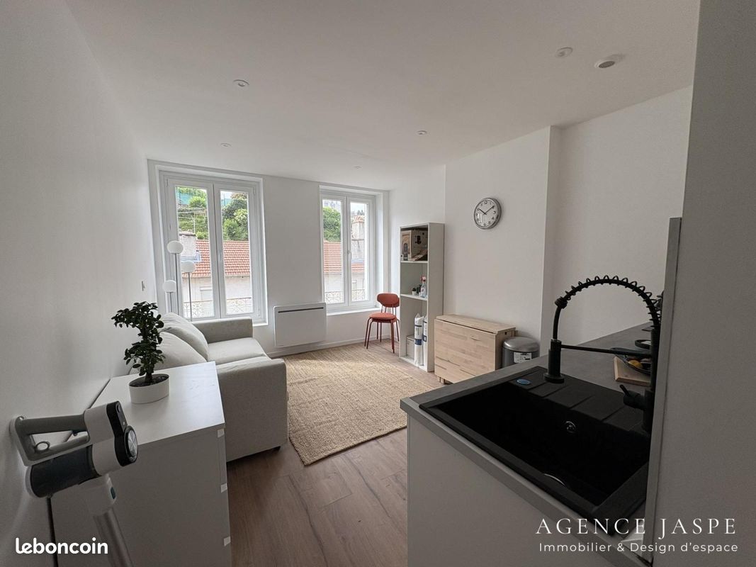 Appartement 1 pièce 18 m² · à Saint-Étienne · 18 m² · 410 €