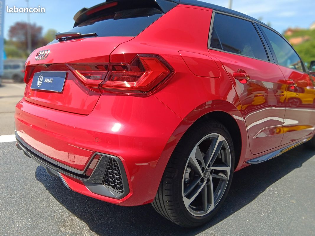 AUDI A1 Sportback 30 TFSI 116 ch S tronic 7 S Line Plus (image 7)