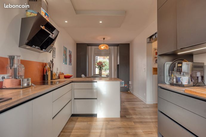 Maison 7 pièces 134 m² — 5
