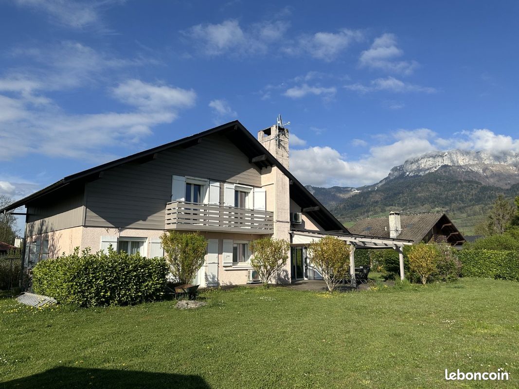 Maison 7 pièces 182 m² · à Villaz · 182 m² · 1 099 000 €