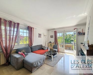 Maison 670 000 € - 229 m²