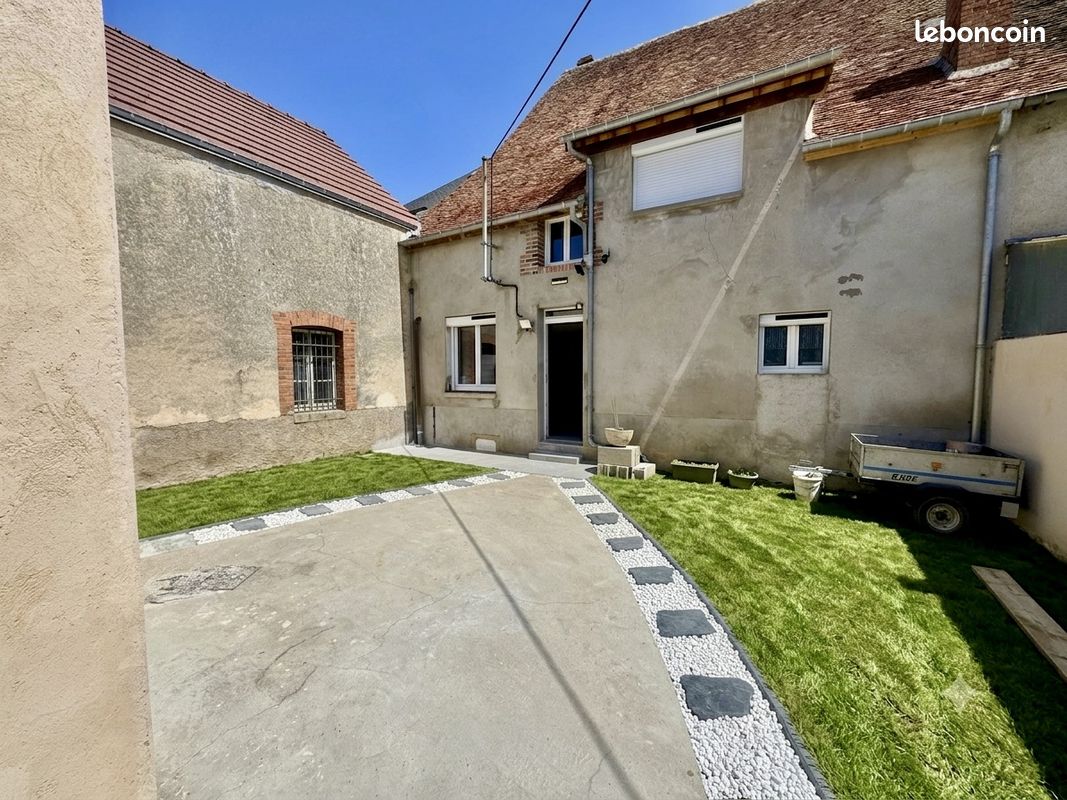 Maison 4 pièces 128 m² · à Coullons · 128 m² · 156 000 €